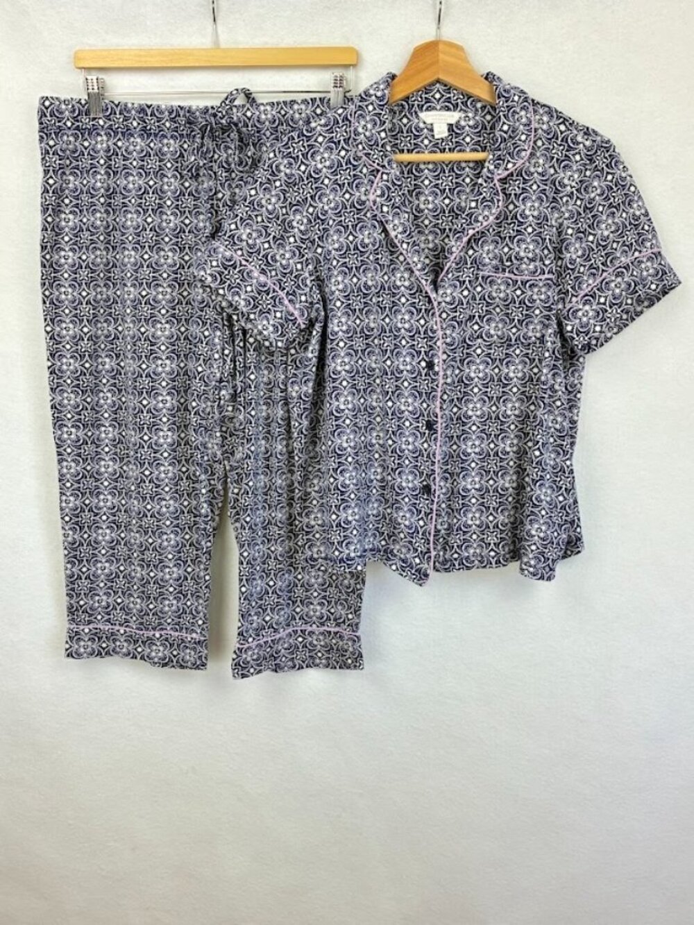 Charter Club Printed Pajama Set Button Up Shirt Cropped Pants Lightweight L